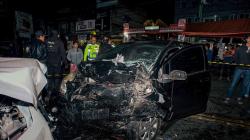 Kecelakaan Beruntun 4 Mobil dan 1 Motor di Bandung, 1 Orang Luka Parah