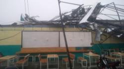 Angin Kencang Terjang Sidoarjo, 1 Orang Tewas Tertimpa Material Bangunan<