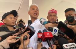 Ganjar Sebut Jenderal Mencla-Mencle Dukung Orang yang Dipecat, Singgung Agum Gumelar hingga Luhut