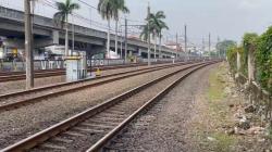 Cari Barang Bekas di Dekat Rel, Pemulung Tewas Tertabrak Kereta