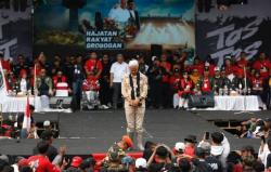 Kampanye di Grobogan, Ganjar Ajak Ribuan Pendukung Bantu Korban Banjir<