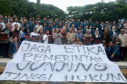 Indonesia dalam Darurat Demokrasi, Guru Besar hingga BEM Undip Gelar Aksi