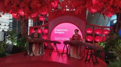 Sambut Imlek, Senayan City Hadirkan Instalasi Taman Dihiasi 12 Lampion, Barongsai hingga Fortune Teller