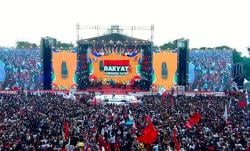 Hajatan Rakyat Banyuwangi, Puan Minta Pendukung Ganjar-Mahfud Tak Takut Suarakan Aspirasi<
