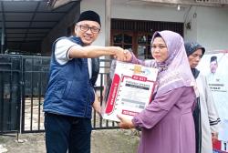 Caleg Perindo Wahyu Nur Iman Beri Speaker Wireless untuk Majelis Taklim di Bambu Apus