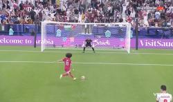 Sejarah Baru Tercatat, The Maroon Berhasil Tumbangkan The Chivalrous: Tiga Gol Akram Afif Antar Qatar Pertahankan Juara Piala Asia!