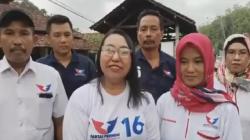 Caleg Partai Perindo Gelar Bazar Minyak Goreng Door to Door di Tulungagung, Ini Tujuannya<