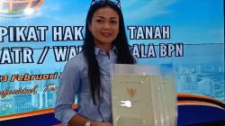 Nirina Zubir Menang Lawan Mafia Tanah, Sertifikat Milik Almarhum Ibunya Kembali