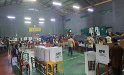 Hujan Deras, Akses ke TPS di Bencongan Tangerang Terendam Banjir