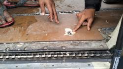 Penampakan Pesawat Asia One Diserang KKB di Beoga, Badan Belakang Kanan Tertembus Peluru