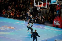 Hasil Kontes NBA All-Stars 2024: McClung Juara Slam Dunk Lagi, Lillard Jawara 3-Point