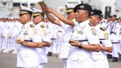 Kolonel Laut Yulius Azz Zaenal Resmi Jabat Komandan Satuan Kapal Selam Koarmada II<