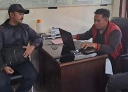 Viral Pemotor di Malang Pukul Mobil Pakai Batu Besar, Begini Endingnya