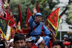 Ritual Tatung Membersihkan Roh Jahat dari Jalanan