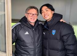 Hadapi Timnas Indonesia, Pelatih Vietnam Siapkan Striker Tajam yang Berkarier di Jepang, Jago Pancing Emosi!