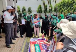 Massa Gerakan Peduli Bangsa Datangi KPU DIY, Tolak Hasil Pemilu 2024<