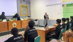 Universitas Dian Nusantara Gelar Workshop Jurnalistik Penyiaran untuk Siswa SMK