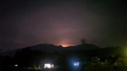 Gunung Marapi Erupsi Malam Ini, Warga Diminta Tak Masuki Radius 4,5 Km dari Kawah