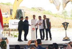 Jokowi Hadiri Groundbreaking Telkom Smart Office di IKN, Jadi Hub Telekomunikasi Nusantara