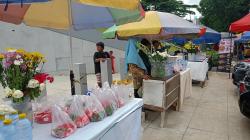 Berkah Jelang Ramadan, Pedagang Bunga di TPU Karet Bivak Raih Rp700.000 Sehari