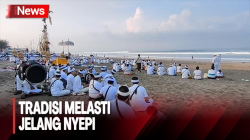 Jelang Nyepi, Ribuan Warga Bali Lakukan Tradisi Melasti 