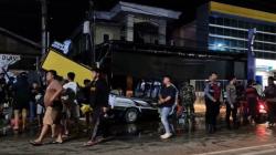 Kecelakaan Mobil Pikap Tabrak Outlet Kebab di Kukar, 1 Tewas 4 Luka-Luka