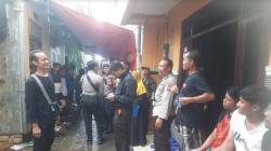 Betulkan Genting Rumah Anak saat Hujan, Lansia di Malang Tewas Tersengat Listrik<