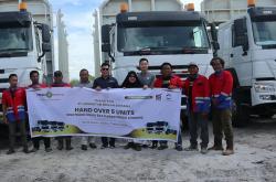 MNC Leasing Serahkan 5 Unit Sinotruck ke Momentum Berkah Bersama