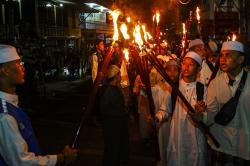 Pawai Obor Sambut Ramadan 1445 H di Palembang