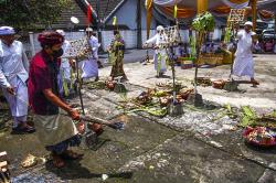 Ritual Tawur Kesanga di Pura Agung Sriwijaya