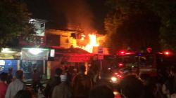 Rumah Makan di Duren Sawit Jaktim Kebakaran, Diduga gegara Ledakan Tabung Gas