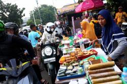Muhammadiyah Tanggapi Viral Fenomena Takjil War: Jadi Berkah bagi Penjual