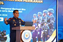 Kapal Pengawas KKP Bantu Evakuasi Kapal Kargo Mogok di Laut Aru