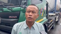 Cerita Sopir Truk Terjebak Belasan Jam di Pantura Semarang akibat Banjir<