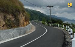 Gelontorkan Rp868 Miliar, Jokowi Resmikan Perbaikan Jalan Daerah 209 Km di Sumut