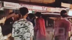 Mobil Ford Diamuk Massa di Depok Tak Tabrak Motor, Pengemudi Ternyata Mabuk 