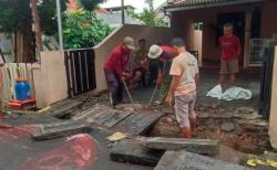 Viral Bong Pay jadi Tutup Selokan di Semarang, Ini Respons Dewan Pakar PSMTI