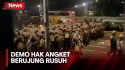 Laporan Langsung dari Depan DPR, Polisi Bentrok dengan Pendemo Hak Angket