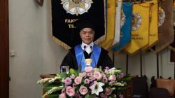 Kisah Sarjiya, Anak Penjual Gula Jawa Keliling Raih Gelar Profesor di UGM
