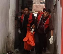 Kurt Cobain Ditemukan Tewas Mengapung di Sungai Brantas Malang