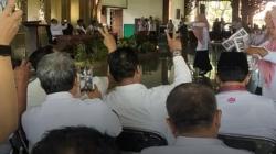 Viral Ratusan PPPK Joget Lagu Oke Gas saat Pelantikan, Pj Bupati Pamekasan: Saya Mohon Maaf