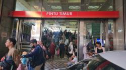 Pasar Tanah Abang Dibanjiri Pengunjung 2 Minggu Jelang Lebaran