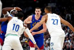 Hasil NBA Hari Ini: Timberwolves Bungkam Nuggets, Lakers Keok