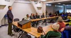 Strategi Menyusun Agenda yang Efektif untuk Town Hall Meetings