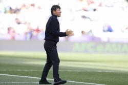 Apa Itu Golden Visa? Hak Istimewa yang Didapatkan Shin Tae-yong