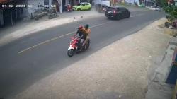 Kecelakaan Karambol 3 Mobil di Sumenep, Calya Ditabrak Pajero Terpental Hantam Brio