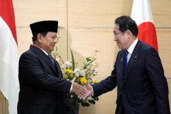Usai Penuhi Undangan Presiden China, Prabowo Bertemu PM Jepang Fumio Kishida