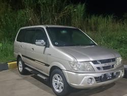 2 Kendaraan Terperosok Longsor Tol Bocimi Dievakuasi, Korban Dibawa ke Rumah Sakit