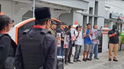 Elemen Masyarakat Yogya Kirimkan Rompi Antipeluru untuk Hakim MK agar Tahan Tekanan Penguasa<