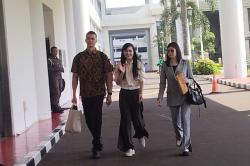 Tampang Sandra Dewi, Istri Harvey Moeis Diperiksa Kejagung soal Kasus Korupsi